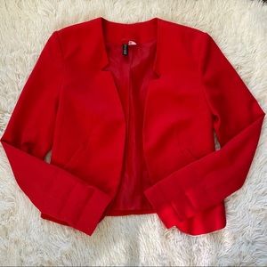 Gorgeous ❤️🌹 Fitted Blazer w/ Notched Collar
